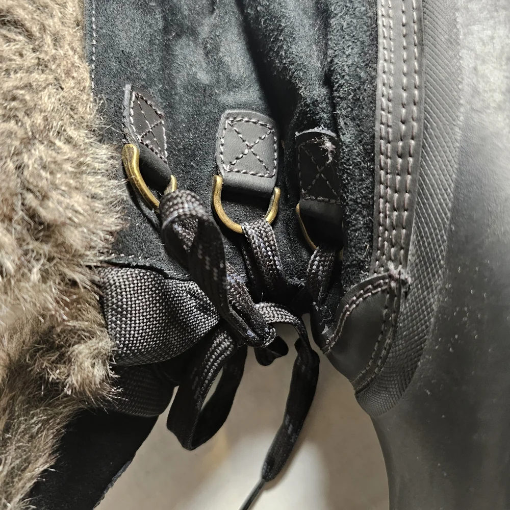 Khombu Black and Brown Winter Boots with Faux Fur - Picture 8 of 8